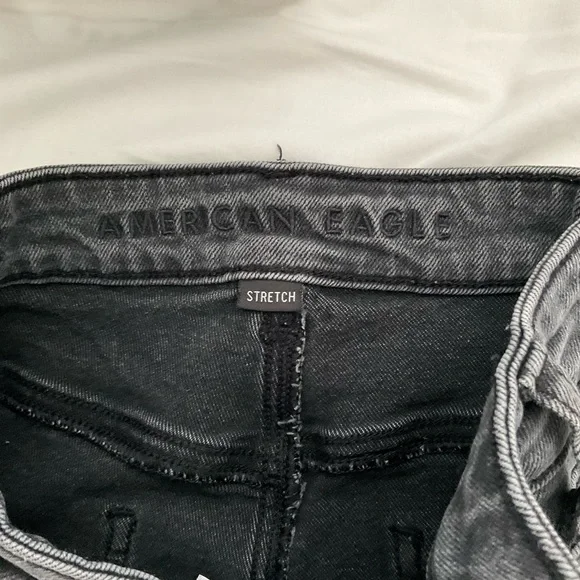 AE STRETCH HIGH RISE MOM JEAN - Picture 4 of 6